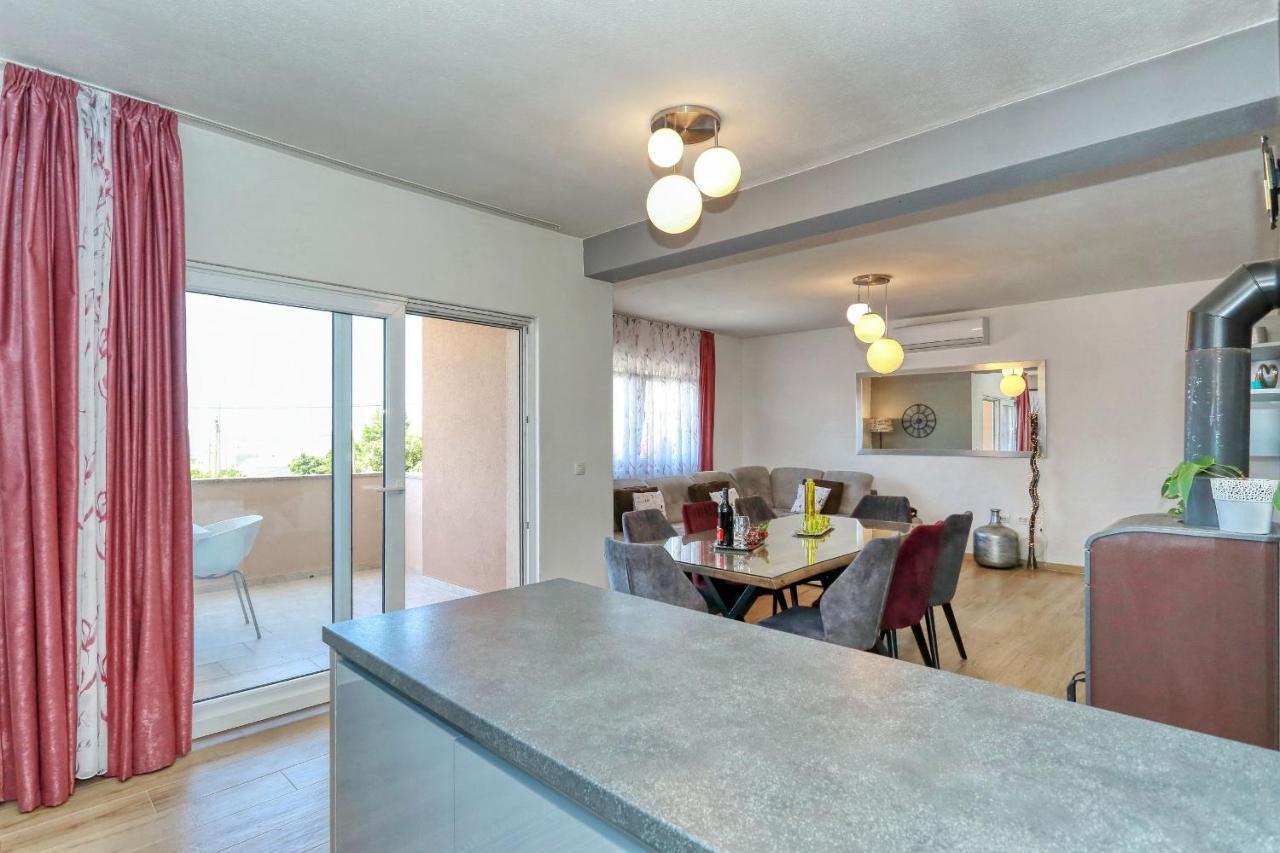 Apartment Zanic Задар Экстерьер фото